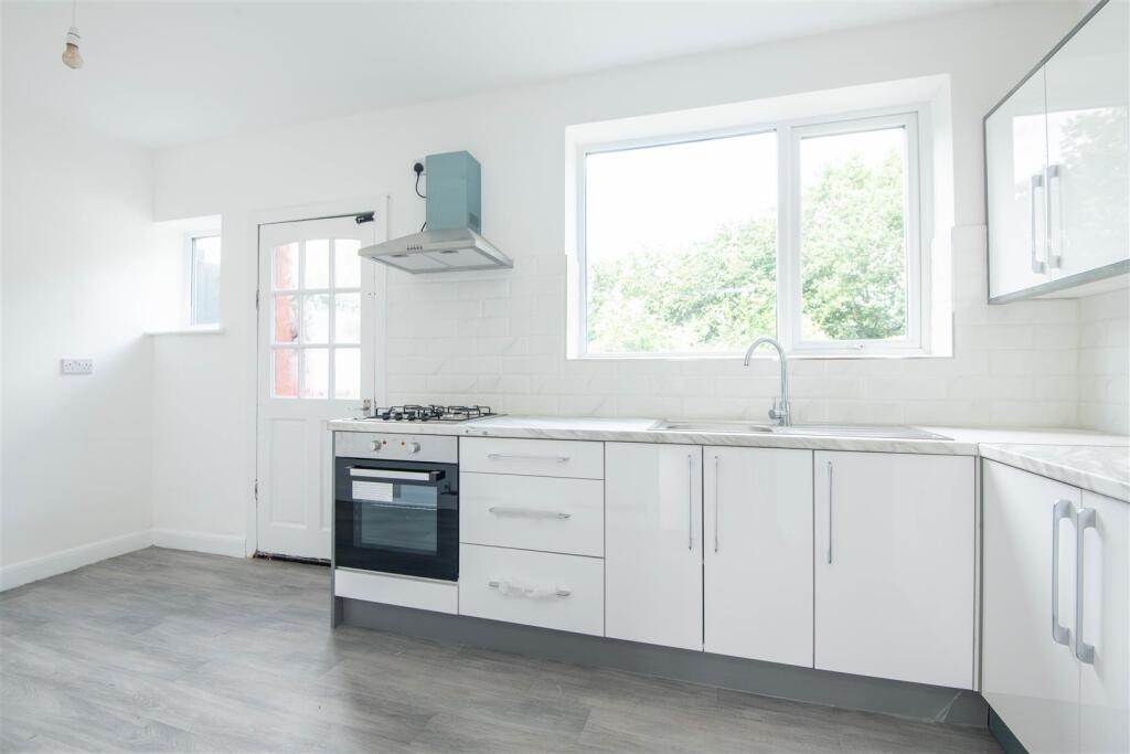 House in Preston, Grange, Fulwood Row - View 3