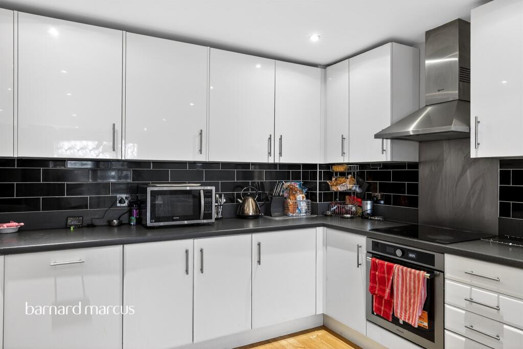 Main image of property: Chapter Way, London