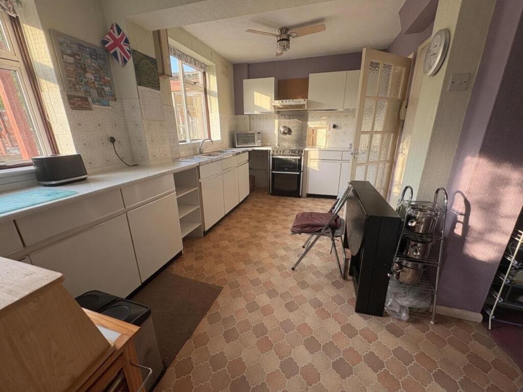 House in Northampton, Spinney Hill - View 5