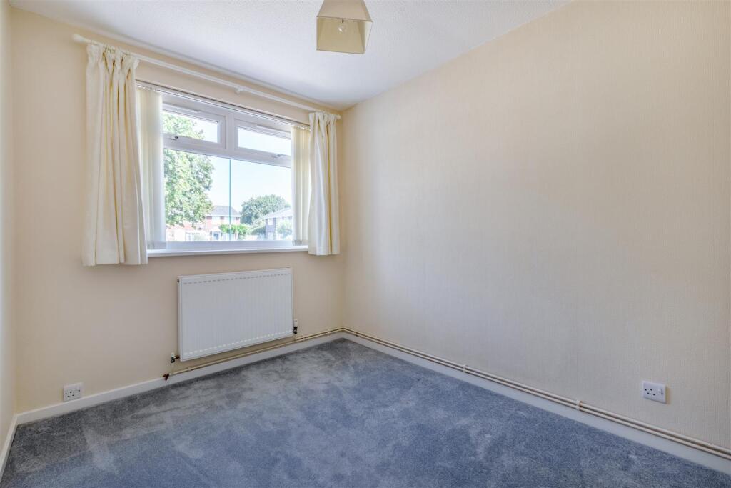 House in Portsmouth - More