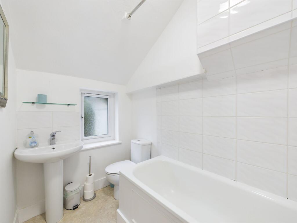 Byron Road, Worthing, BN11 photo 4