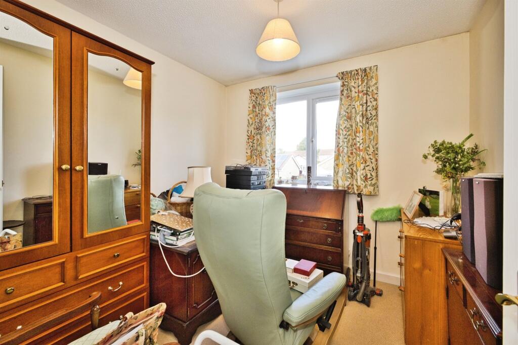 Evesham Avenue, Yeovil - View 6