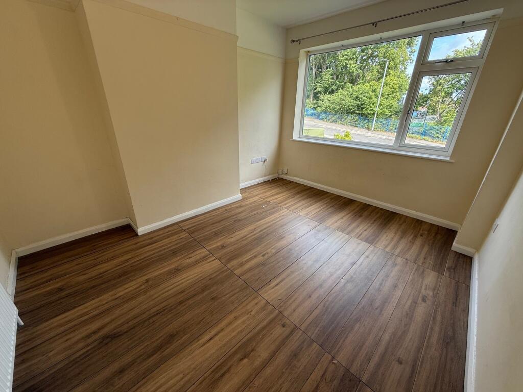 Additional image 5 of St. Michaels Avenue, Yeovil, Somerset, BA21 4NA