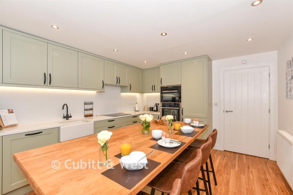 House in Havant, Hampshire - More