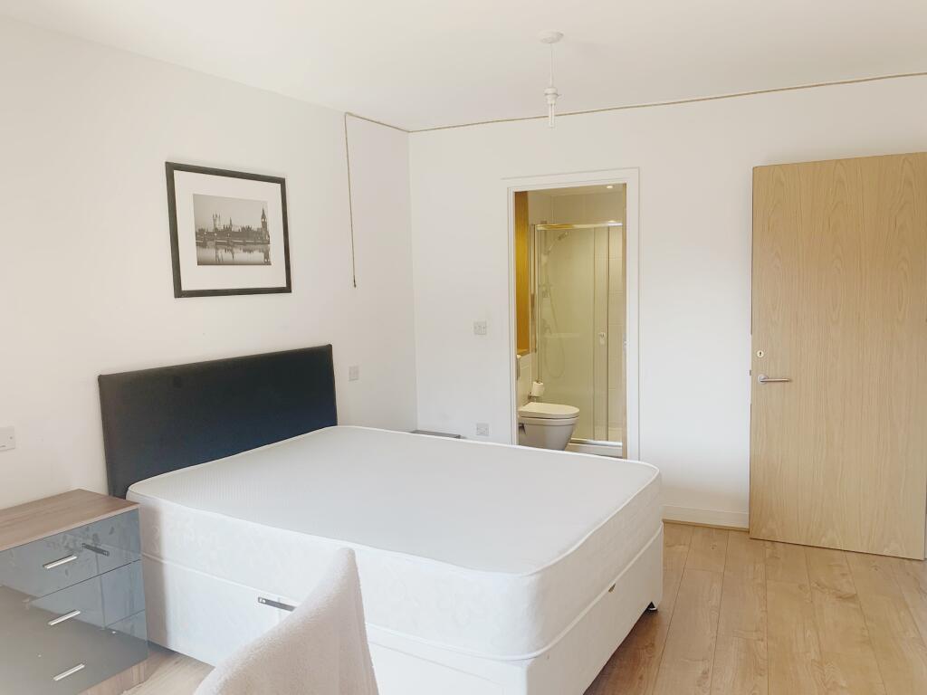 Apartment in London - View 4