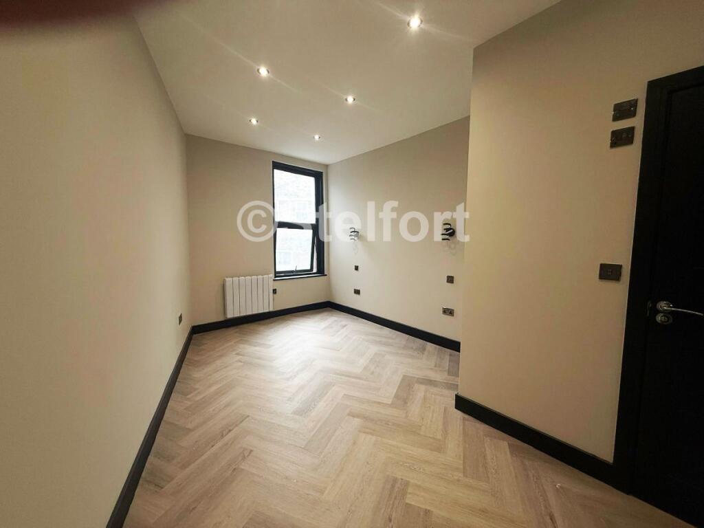 3 bedroom maisonette for rent