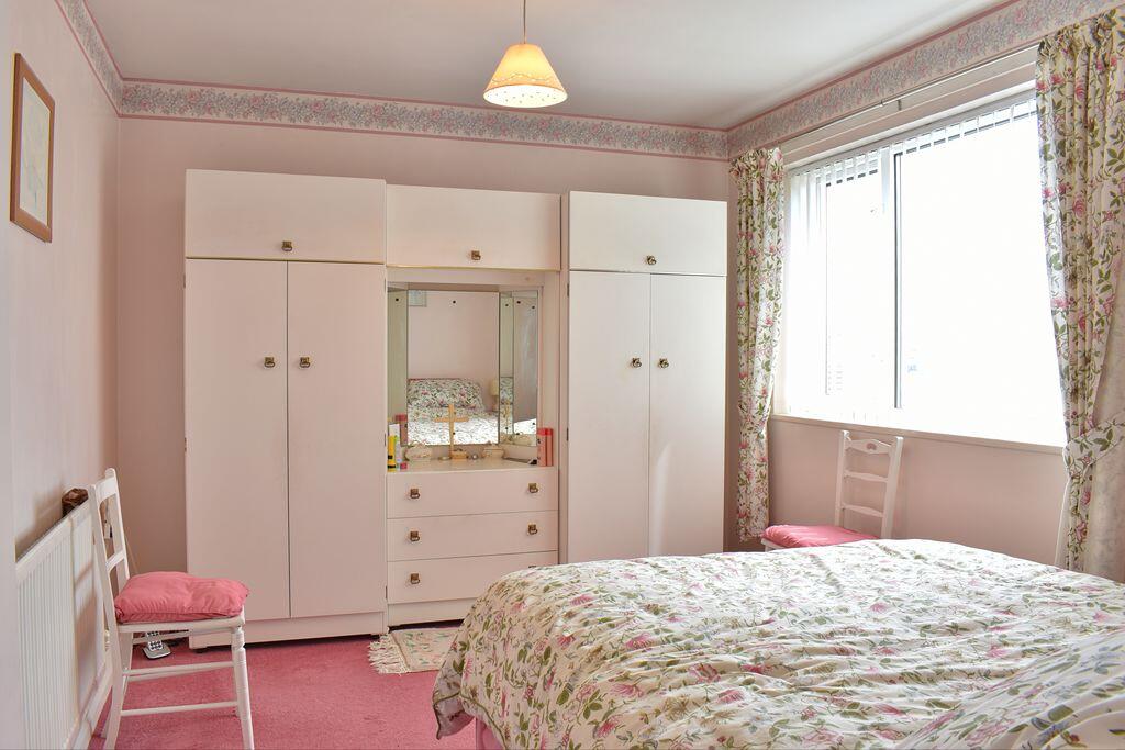 Wolfit Avenue, Balderton - More