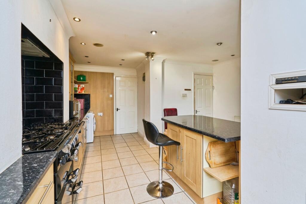 House in Walsall - More