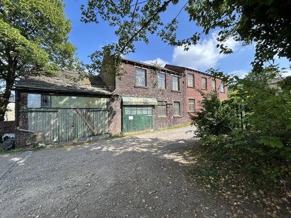 Main image of property: Four Horseshoes Yard, Market Street, Milnsbridge, Huddersfield, West Yorkshire, HD3