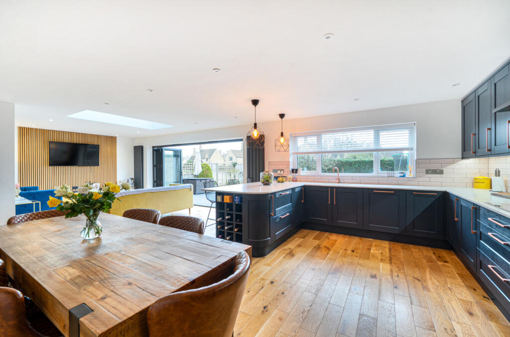 Down Ampney, Cirencester, Gloucestershire, GL7 photo 4