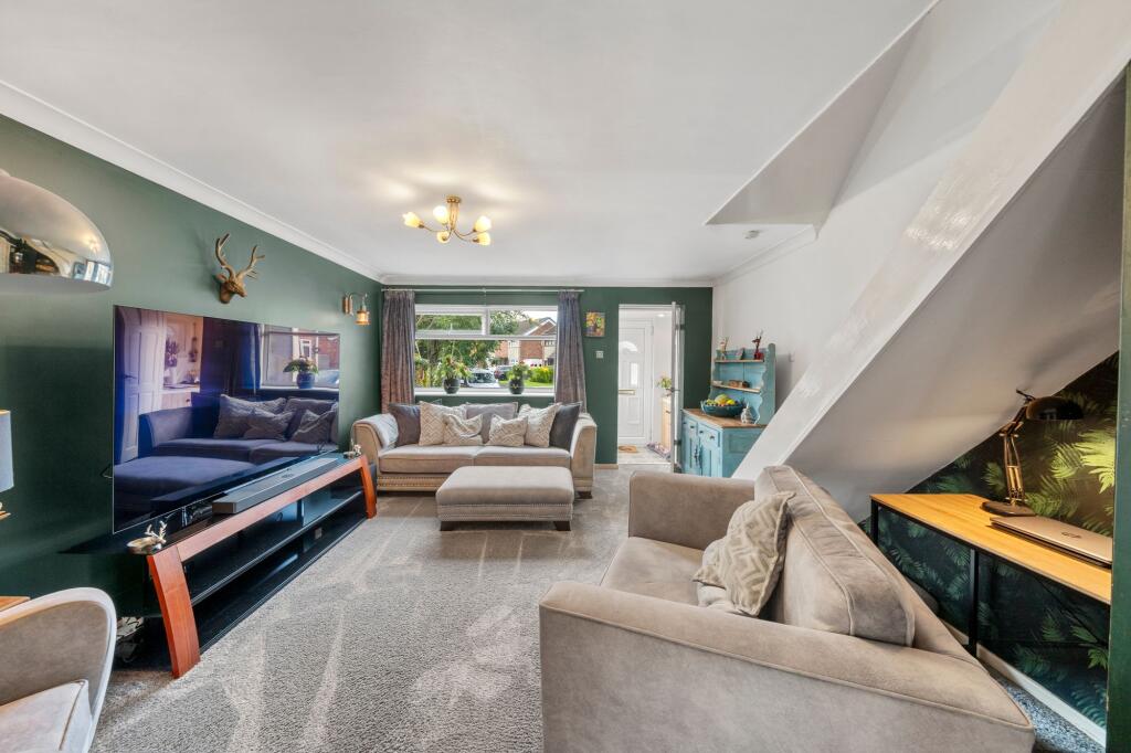 House in Wigan, Ashton-in-Makerfield - More