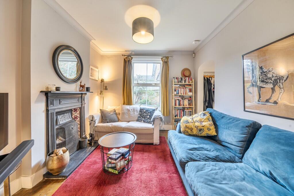 Main image of property: Nunhead Grove, Lower Nunhead, London, SE15