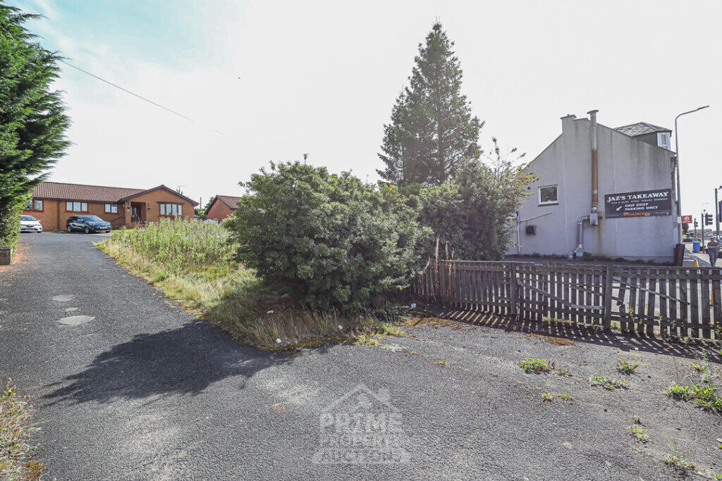 Main image of property: 30B Main Street, Crossgates, Cowdenbeath KY4 8AJ