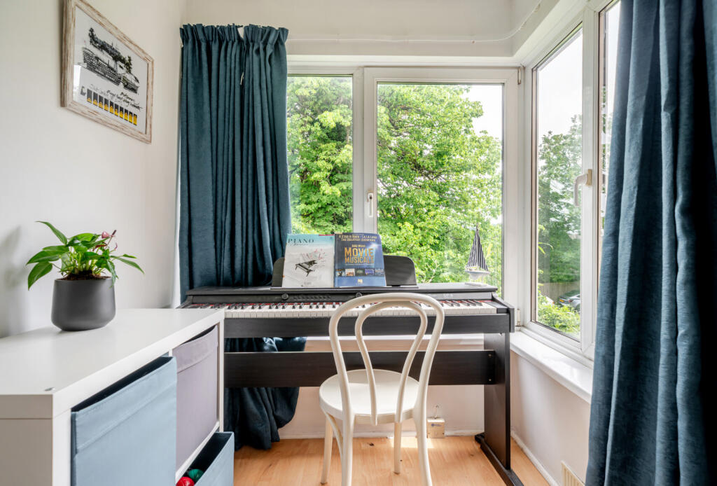 Apartment in Bristol, Henbury - View 4