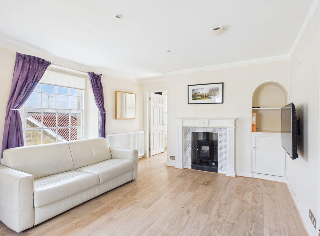 Apartment in Bath - View 3
