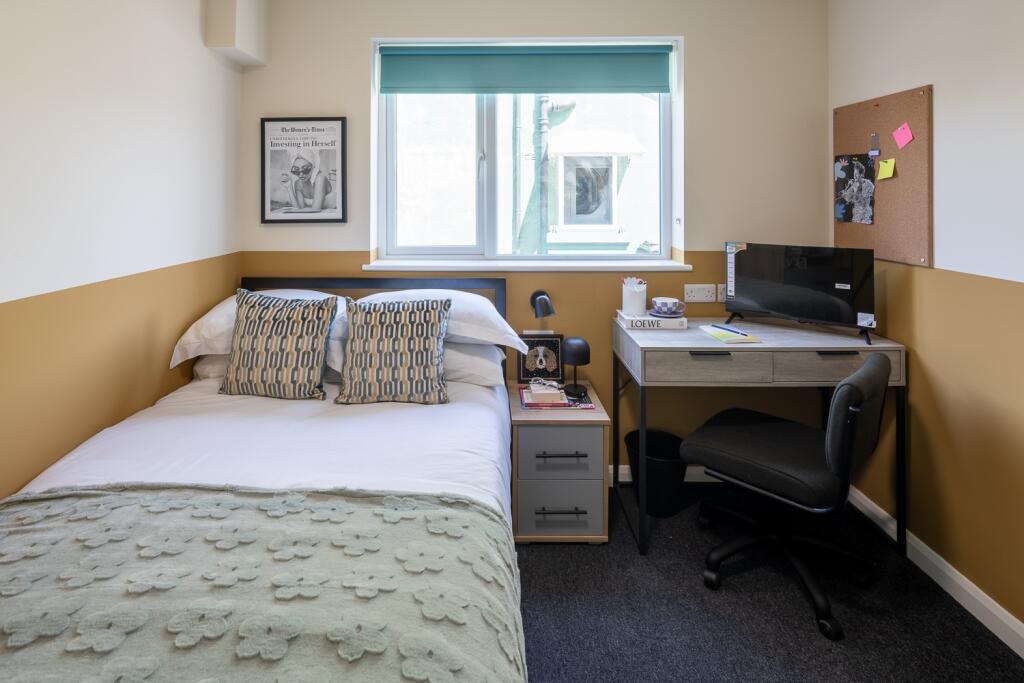 Property photo 8