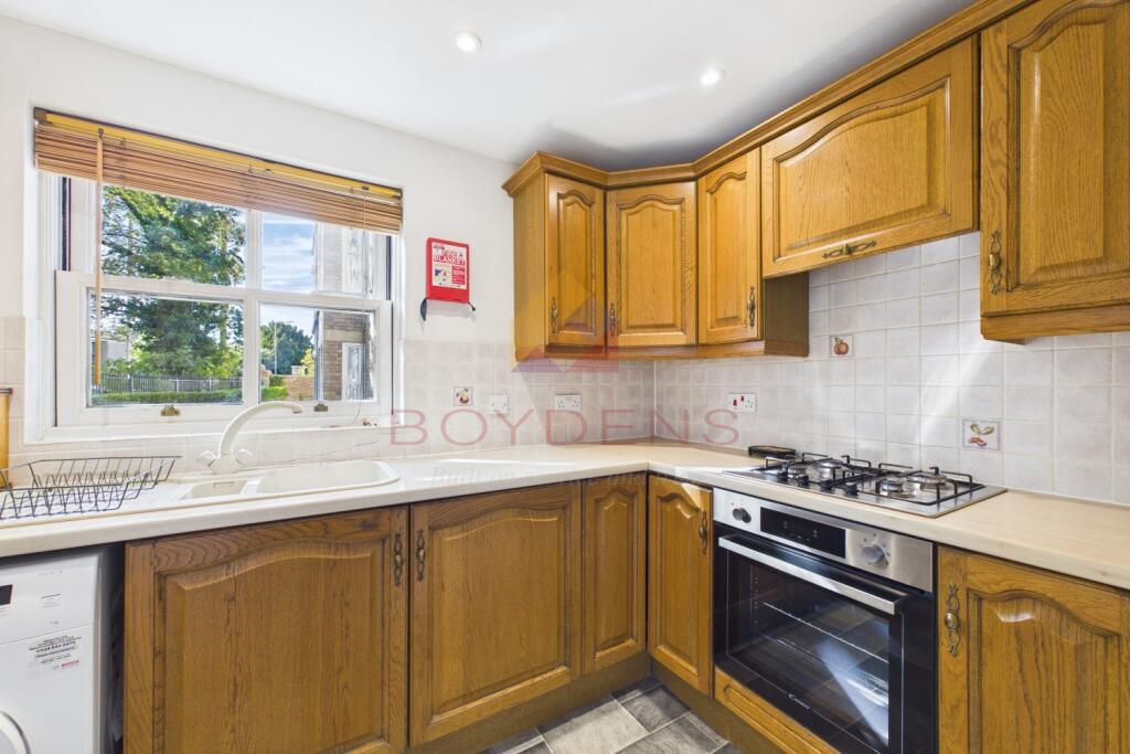 Apartment in Colchester, Essex - View 4