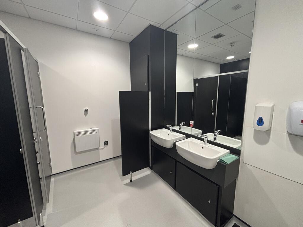 Photo 16