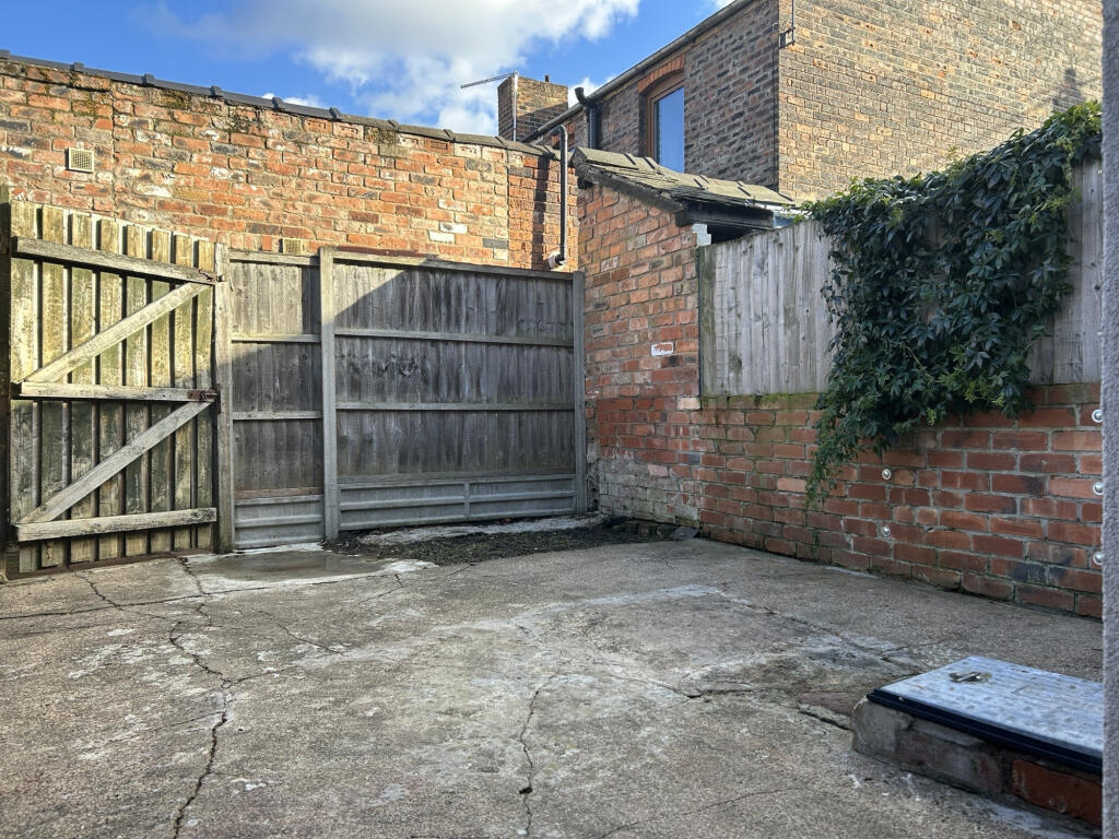 Property photo 11