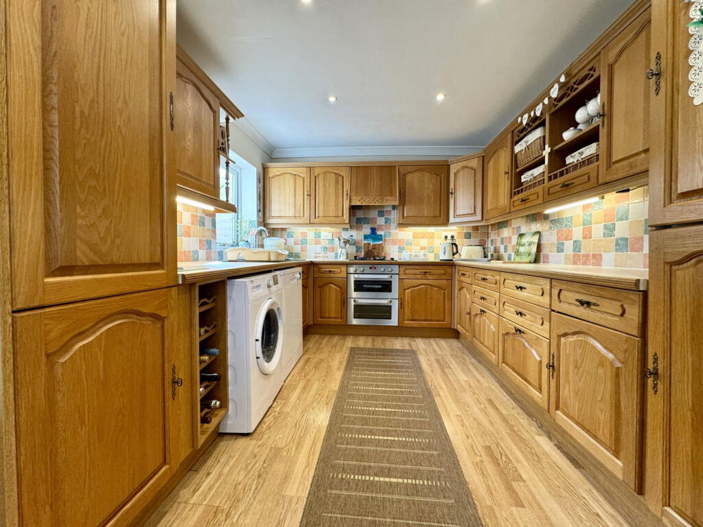 House in Plymouth - View 3