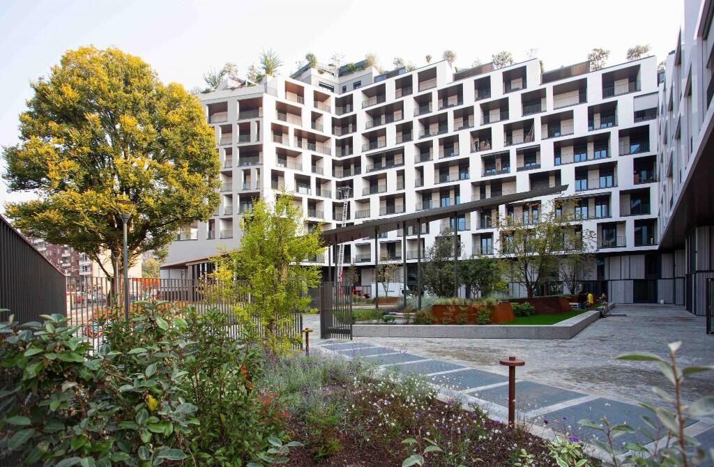 Main image of property: Milano, Milan, Lombardy