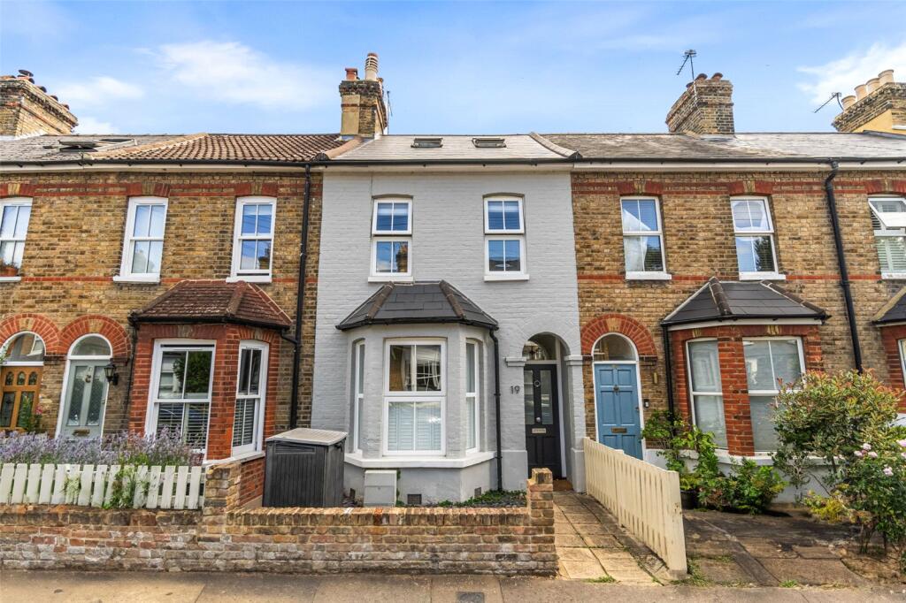 Main image of property: Avenue Road, Hampton, TW12