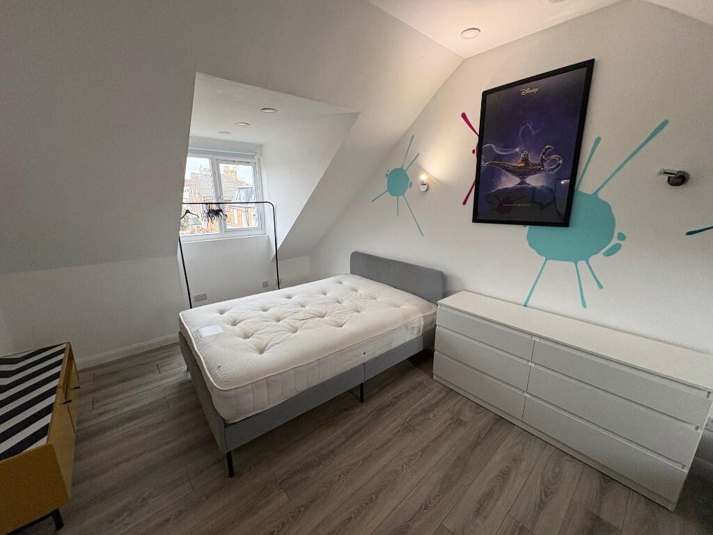 Main image of property: King Street, London, N2