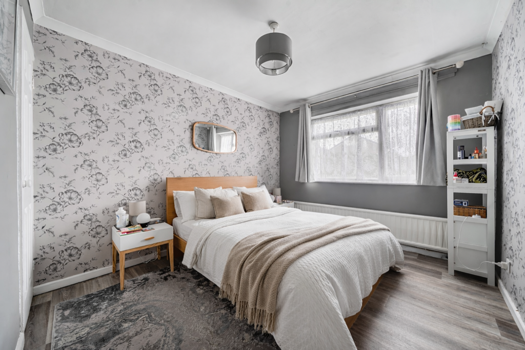 Lakeside Avenue, Lydney, GL15 5QB photo 4