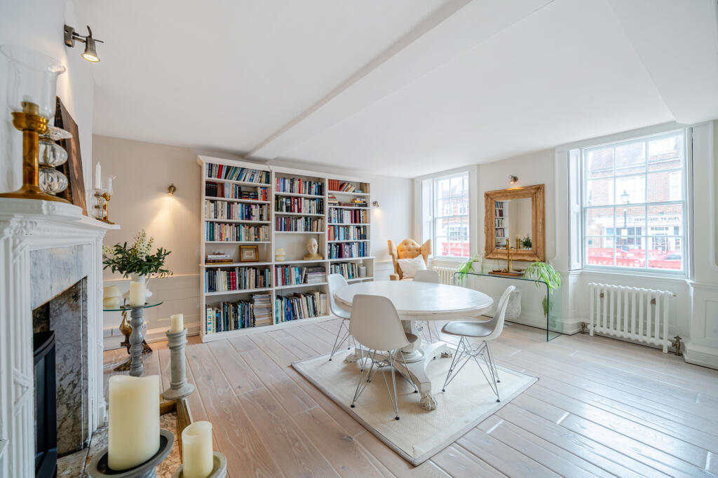 House in Guildford - View 4