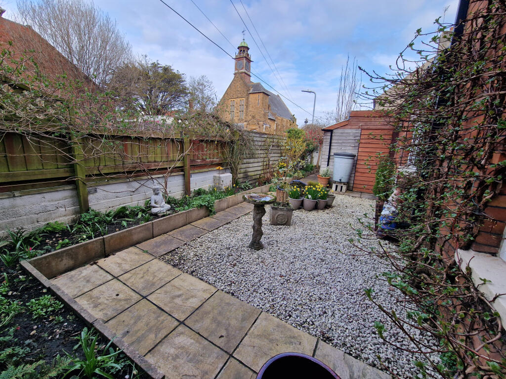 Additional image 11 of St. Michaels Avenue, Yeovil, Somerset, BA21 4LD