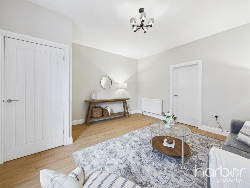 Russel Street, Falkirk, FK2 7HS photo 3