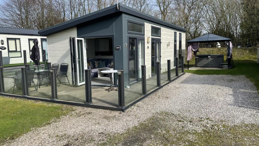 Main image of property: 36 Yealand Conyers, South Lakeland Leisure Village, Carnforth LA6 1BH