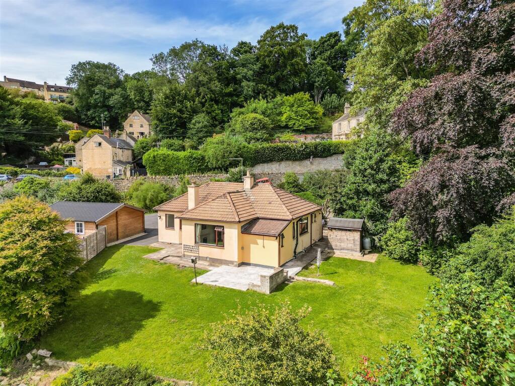3-bed house on 172 Slad Road, Stroud, £495,000