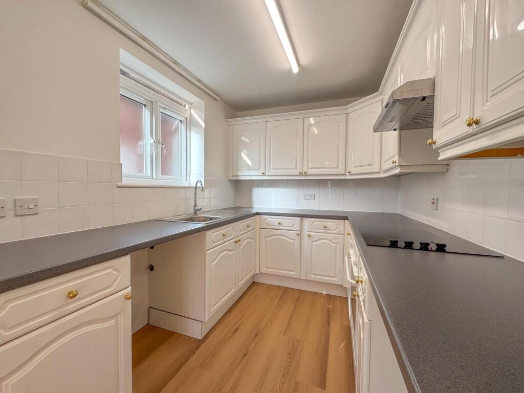 Apartment in Cambridge - View 4