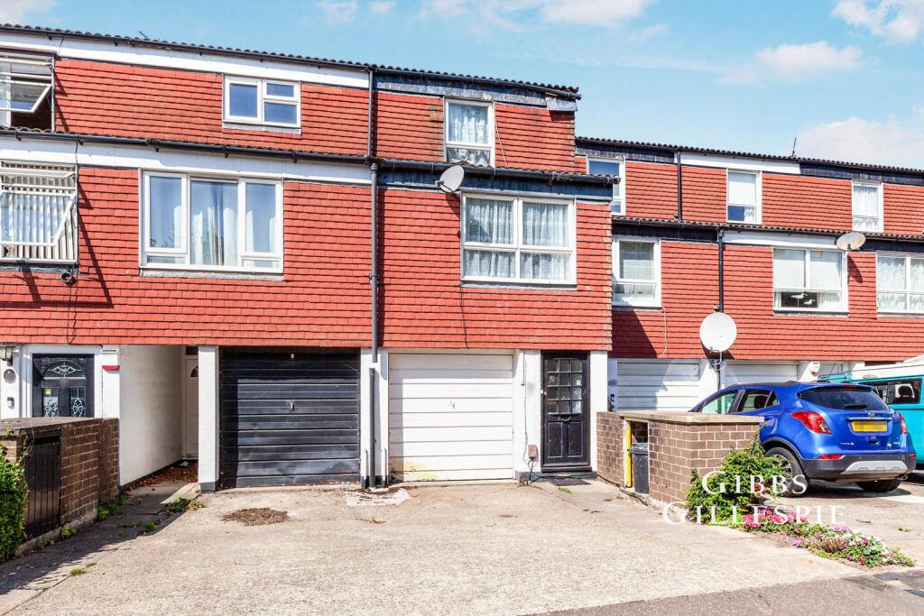 Main image of property: Ivanhoe Close, Uxbridge, UB8
