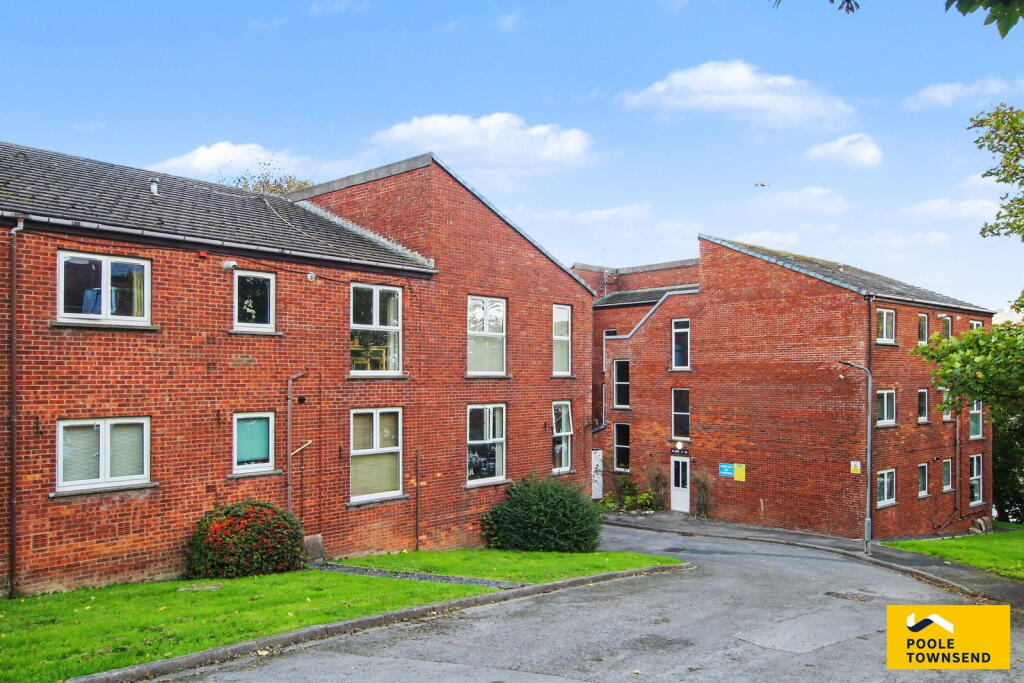 Apartment in Lancaster, Barrow - View 2