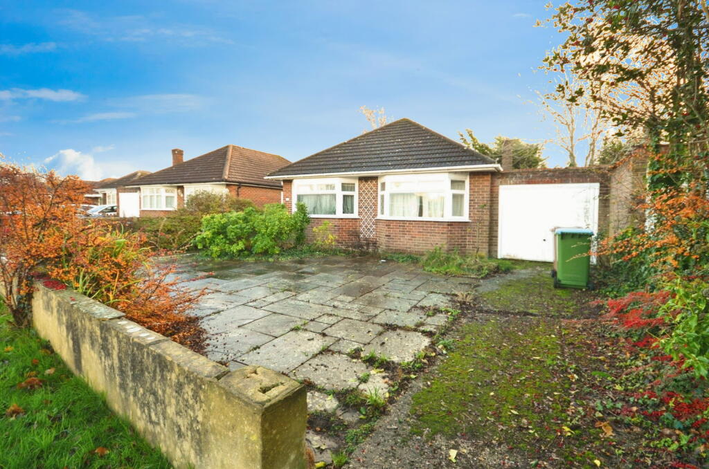Main image of property: Normans Drive, Felpham, West Sussex, PO22 8LW