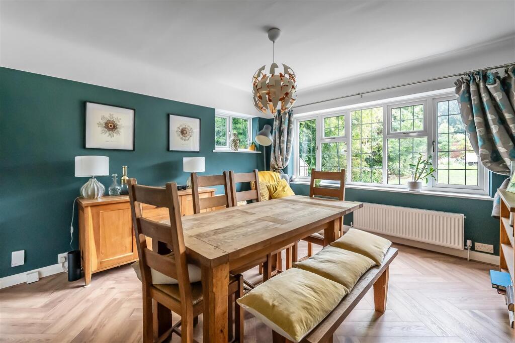 House in Kingston upon Thames - View 4
