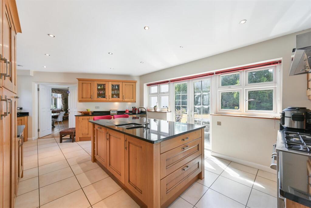 House in Kingston upon Thames - View 5
