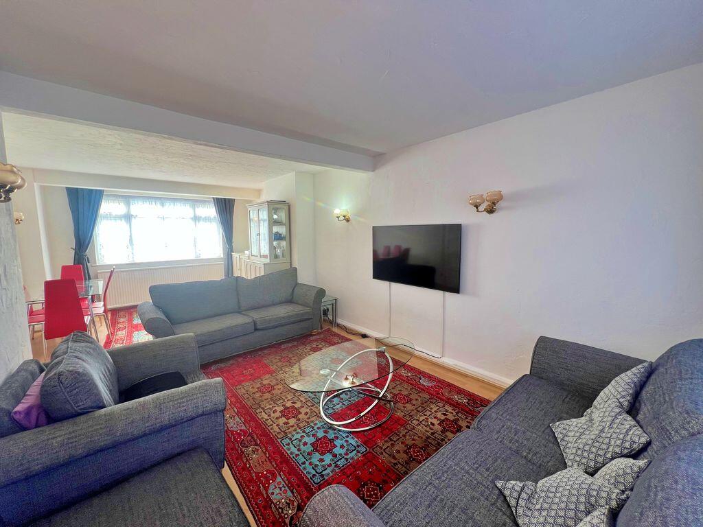 House in London - View 5