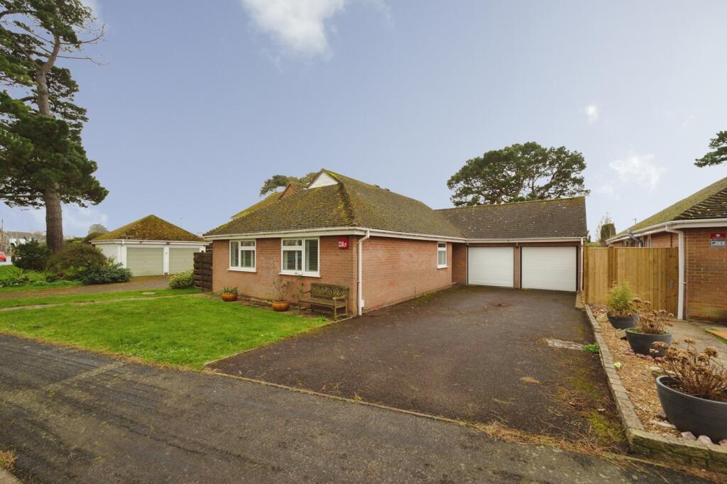 Main image of property: Goldring Close, Hayling Island, Hampshire, PO11