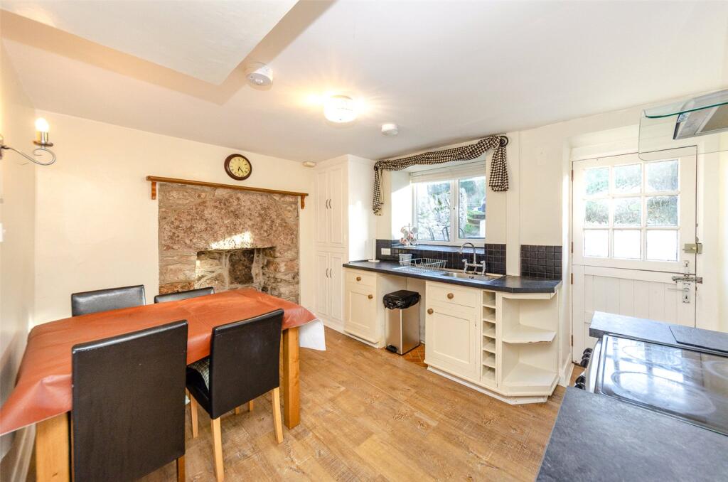 Glanwydden, Llandudno Junction, Conwy, LL31 photo 2