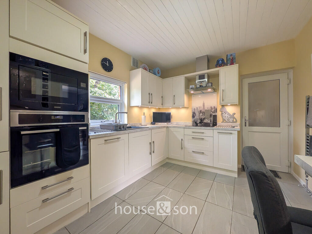 Brook Road, Bournemouth photo 4