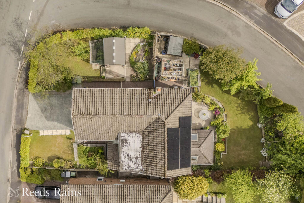 Ashbrook Road, Bollington, Macclesfield, Cheshire, SK10 photo 3