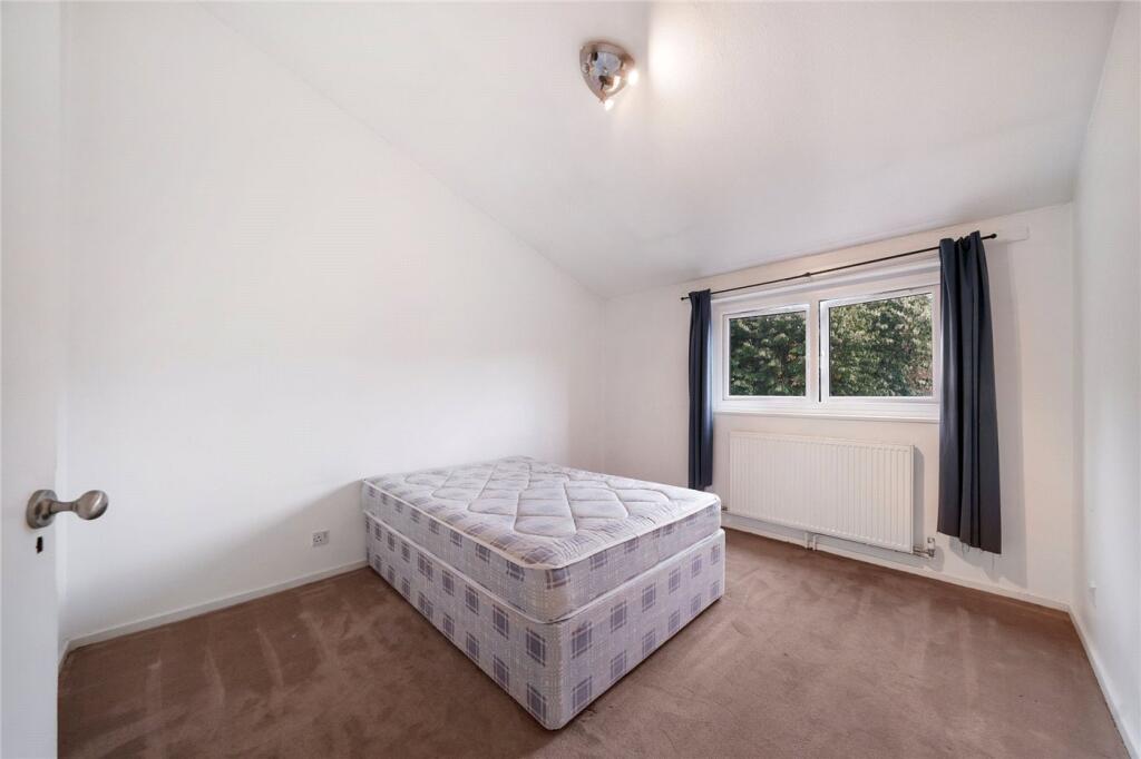 House in London, Elthorne Estate, Archway - View 5