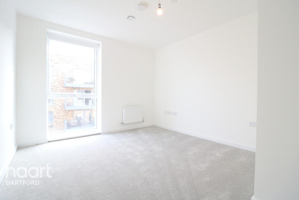 Apartment in Dartford, Stone - More