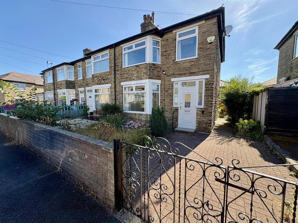 Main image of property: West View Drive, Halifax