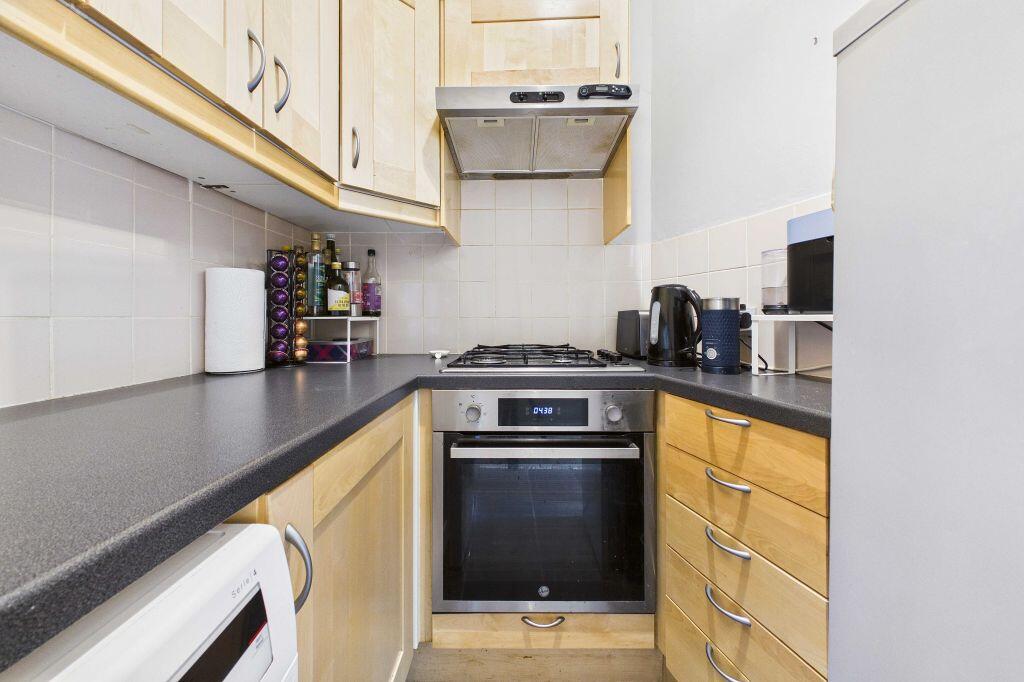 Apartment in Edinburgh, Moat, Hutchison/Chesser - More