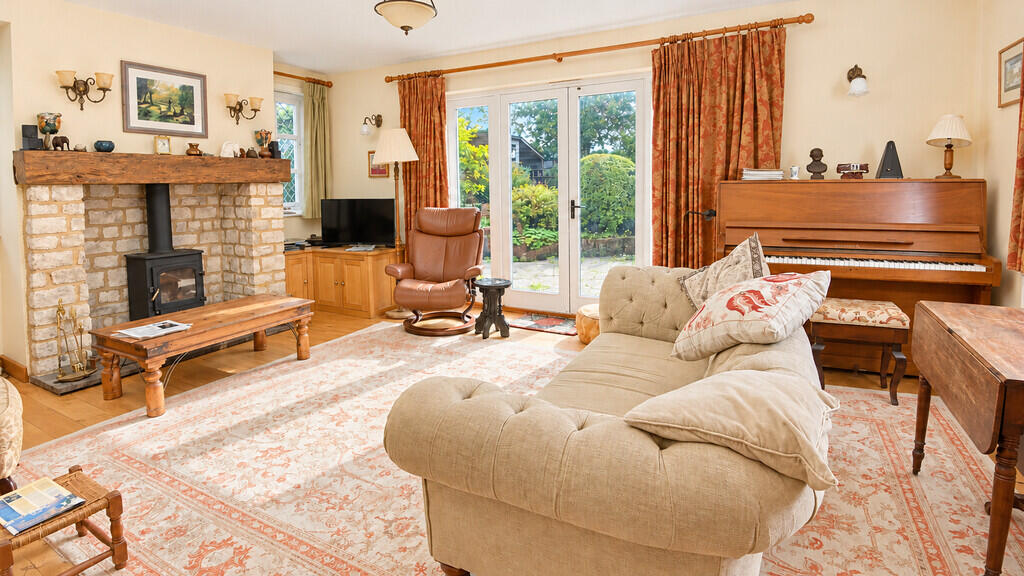 House in Guildford - View 3
