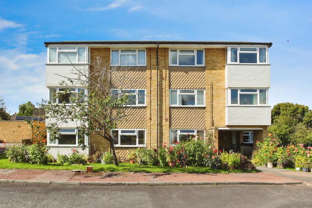 Main image of property: Chenies Close, Tunbridge Wells